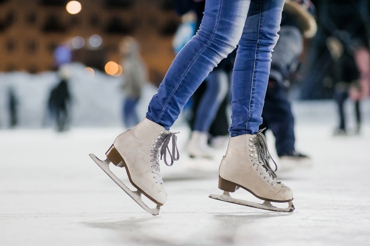 Pistas de patinaje sobre hielo en Málaga: ¡Deslízate hacia la diversión!