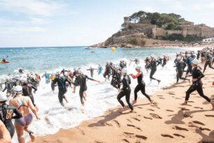 Triatlón Tossa de Mar: Desafío deportivo en un entorno paradisiaco